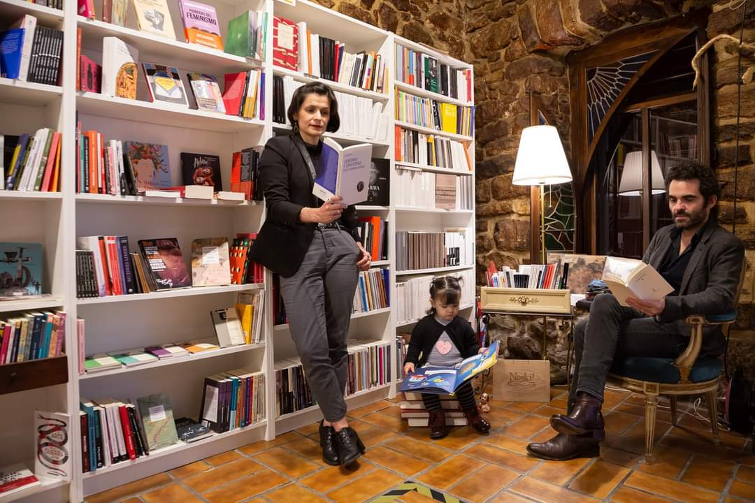 Sihara y Juan Manuel Noski liburudenda